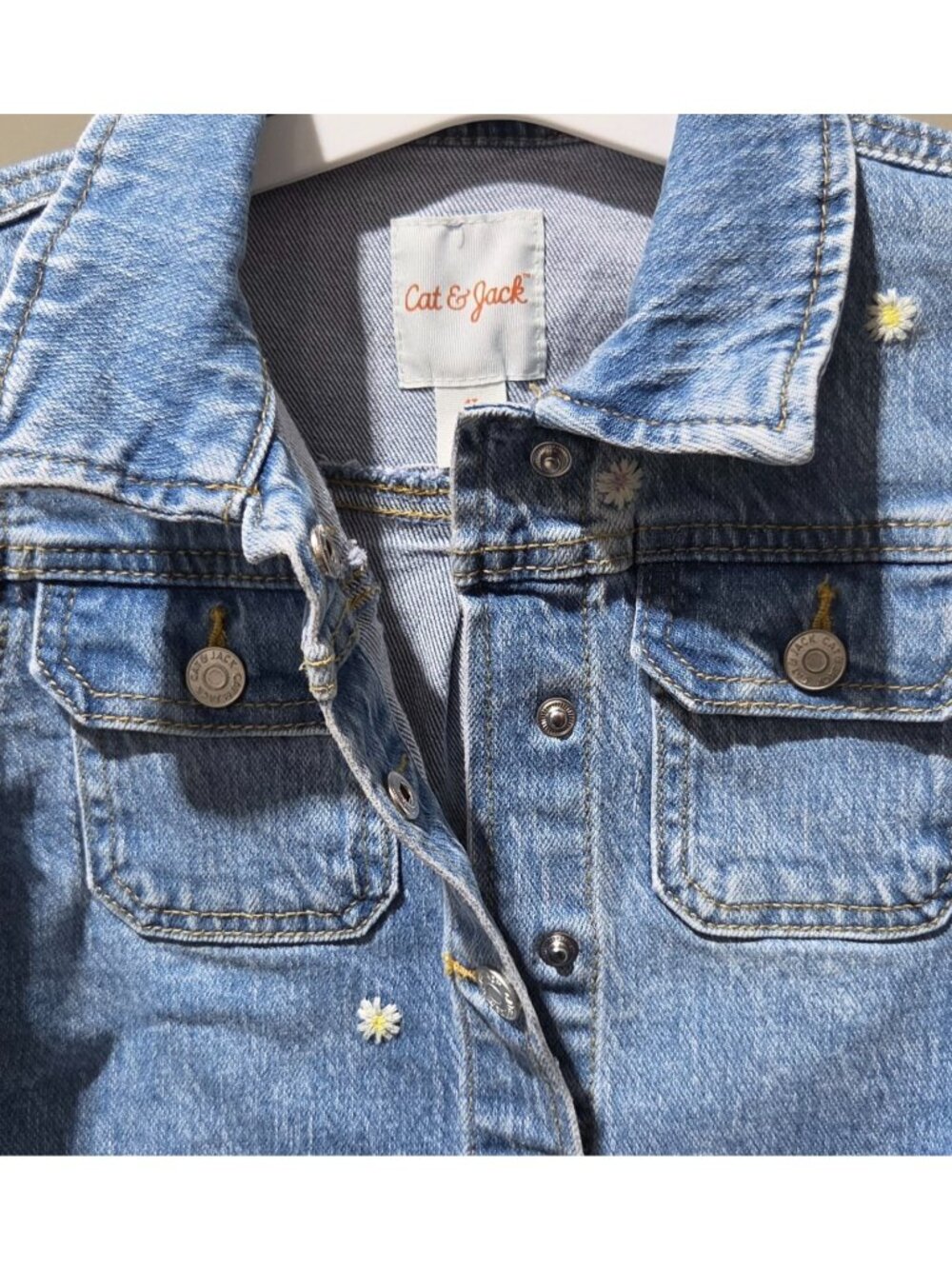 Cat & Jack Embroidered Daisy Accents Snap Front Real Denim Jacket -- Girls' 4T - Picture 2 of 7